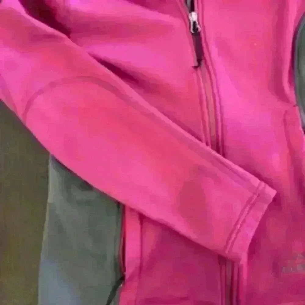 L.L.Bean  Zip Front Athletic Jacket, Fuchsia Color, Size XS PET - Picture 6 of 8